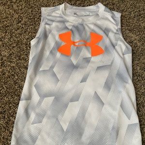 Under armour boys sleeveless shirt and shorts set